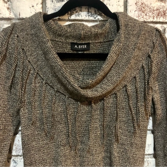 Boho A Byer cowl neck fringe seater Small, like new - Picture 4 of 7